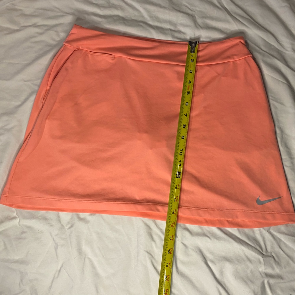Womens Nike Dri-Fit Pink  Skirt With Built In Shorts Size Medium